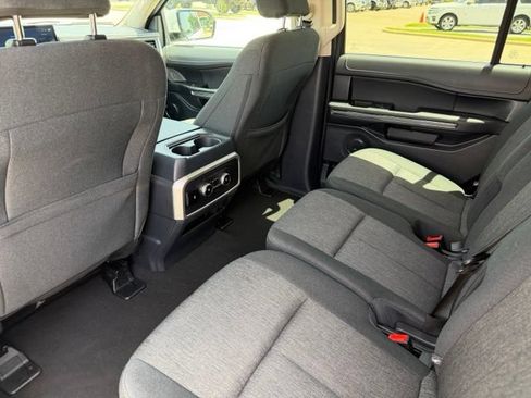 Used 2024 Ford Expedition XLT RWD image 22