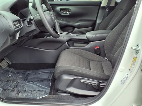 Certified 2025 Honda HR-V LX image 15