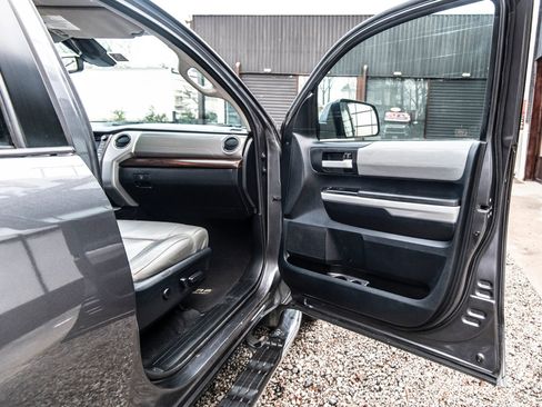 Used 2018 Toyota Tundra Limited image 36