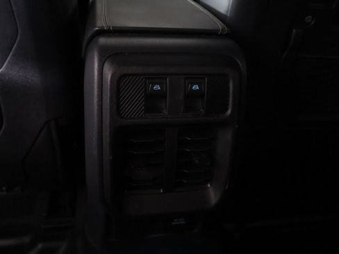 Used 2025 Ford Bronco Badlands AWD/4WD image 46