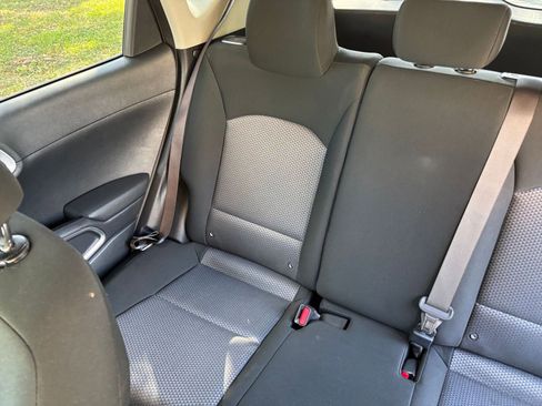 Used 2025 Kia Soul LX w/ LX Technology Package FWD image 34