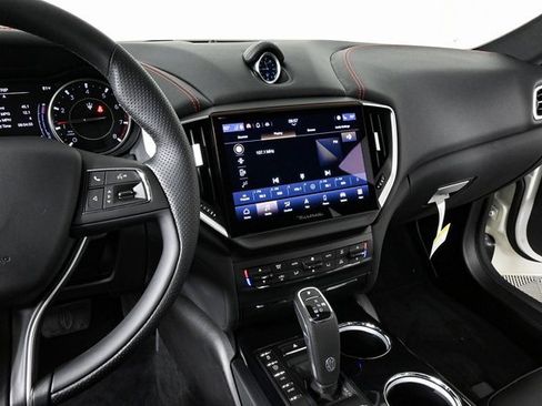 New 2024 Maserati Ghibli Modena Ultima Q4 image 13