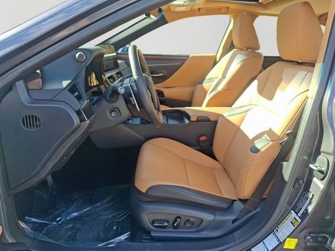 Used 2023 Lexus ES 250 w/ Premium Package image 14