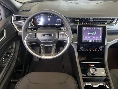 New 2026 Jeep Grand Cherokee Laredo RWD image 16