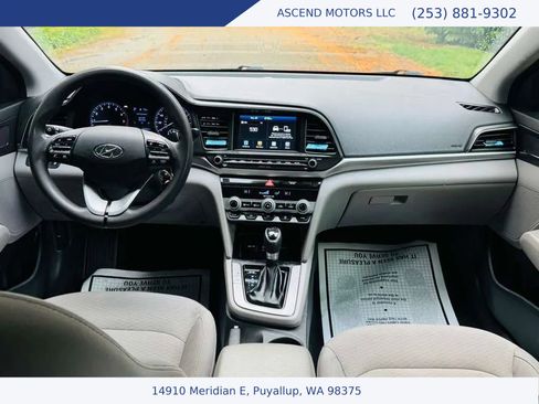 Used 2020 Hyundai Elantra SEL image 13