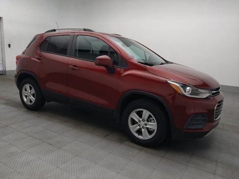 Used 2022 Chevrolet Trax LT w/ Driver Confidence Package AWD/4WD image 11