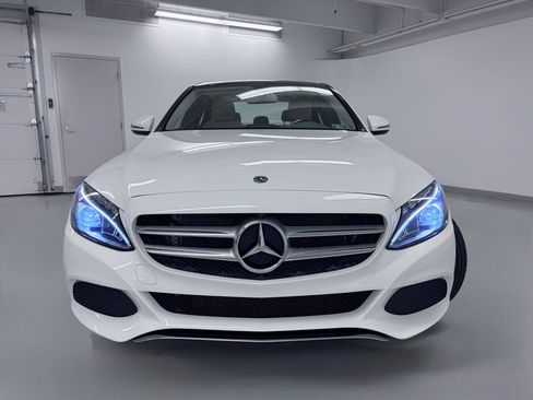 Used 2018 Mercedes-Benz C 300 4MATIC Sedan image 3