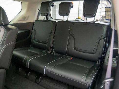 New 2026 INFINITI QX80 Luxe w/ Cargo Package image 18