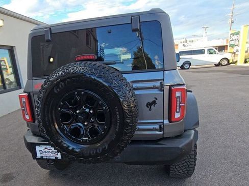 Used 2023 Ford Bronco Wildtrak image 7