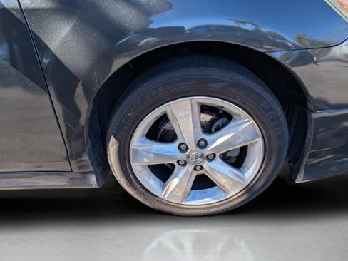 Used 2011 Toyota Camry SE image 27