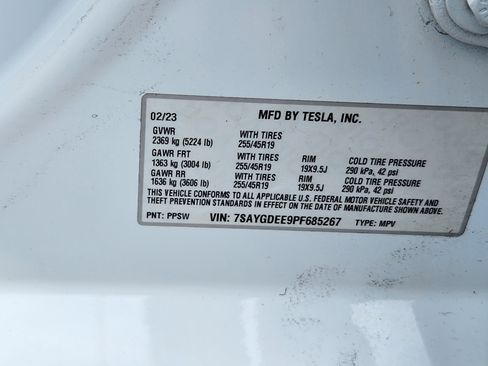 Used 2023 Tesla Model Y Long Range image 23