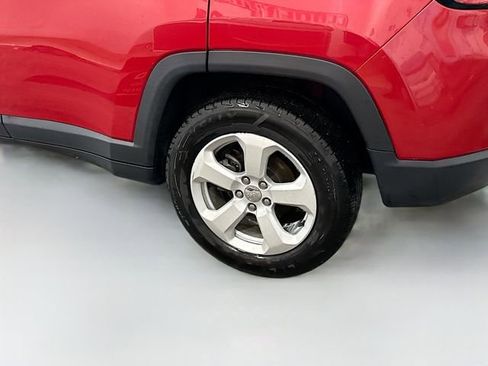 Used 2018 Jeep Compass Latitude w/ Cold Weather Group image 30