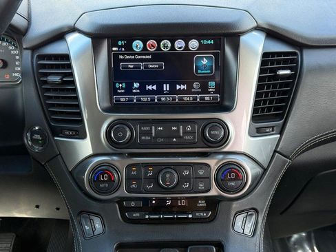 Used 2019 Chevrolet Tahoe LT w/ LT Signature Package AWD/4WD image 16