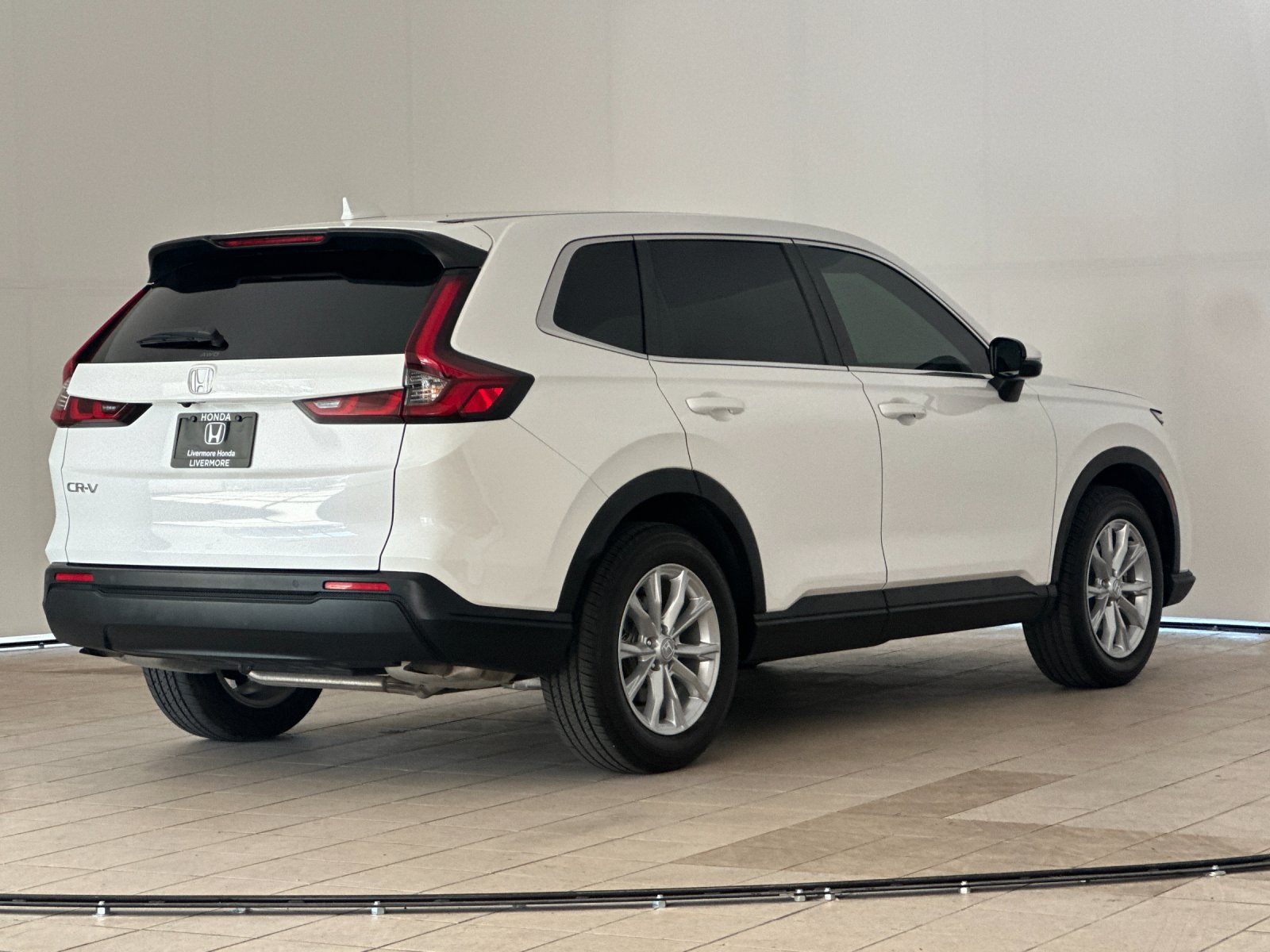 Used 2025 Honda CR-V EX-L image 6