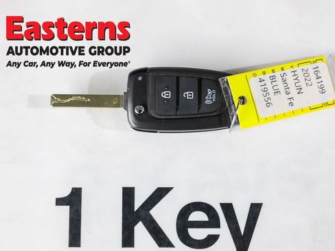 Used 2022 Hyundai Santa Fe SE image 24