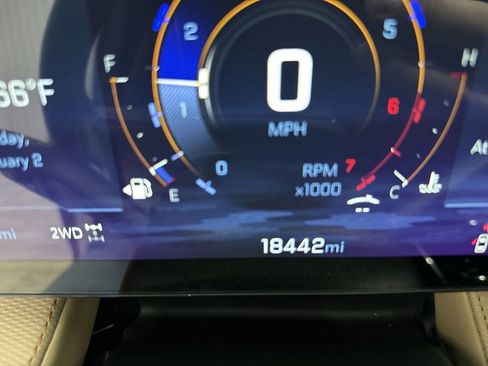 Used 2025 Chevrolet Equinox ACTIV image 12