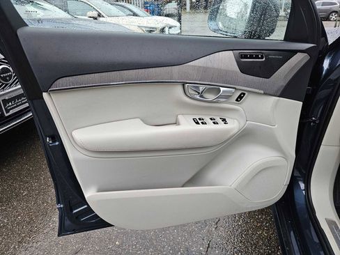Certified 2023 Volvo XC90 T8 Plus image 24