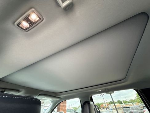 Used 2024 Ford F350 Lariat w/ Lariat Ultimate Package AWD/4WD image 17