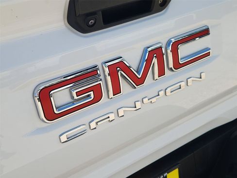 Used 2023 GMC Canyon AT4 AWD/4WD image 31