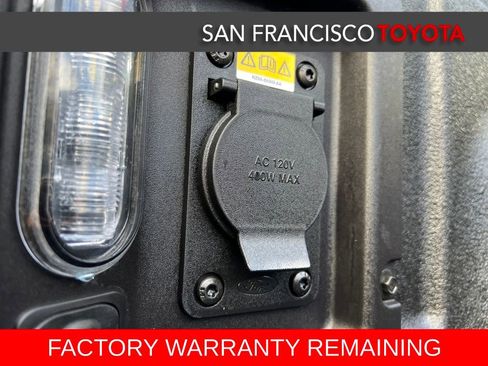 Used 2025 Ford Maverick Lariat image 40