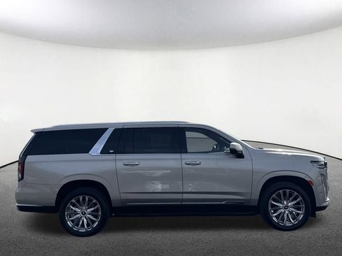 Certified 2023 Cadillac Escalade ESV Premium Luxury image 22