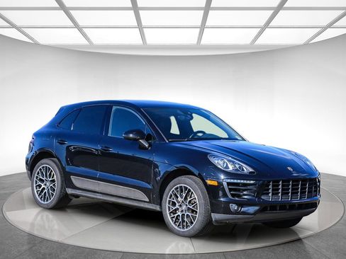 Used 2018 Porsche Macan S image 4
