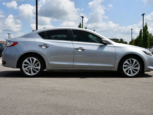 Used 2017 Acura ILX FWD image 10