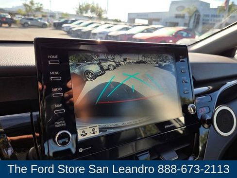 Used 2022 Toyota Camry XLE image 26