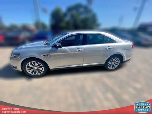 Used 2017 Ford Taurus Limited image 8