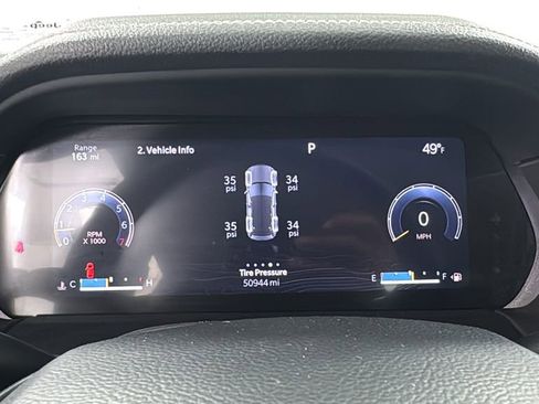 Used 2024 Jeep Grand Cherokee Limited image 21