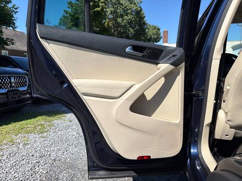Used 2014 Volkswagen Tiguan SE AWD/4WD image 23