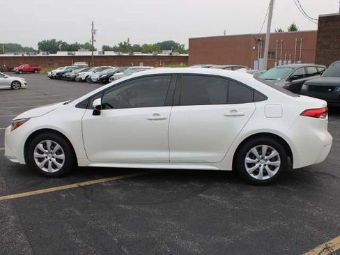 Used 2021 Toyota Corolla LE w/ Carpet Mat Package (TMS) FWD image 7