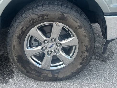 Used 2020 Ford F150 Lariat w/ Equipment Group 502A Luxury AWD/4WD image 5
