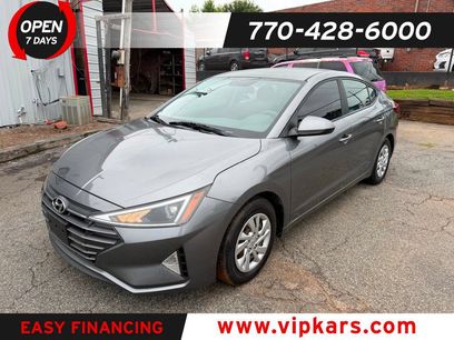 Used 2019 Hyundai Elantra SE w/ Cargo Package