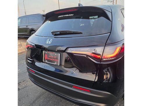 New 2026 Honda HR-V LX image 18