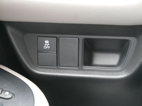 Certified 2024 Honda HR-V LX image 26