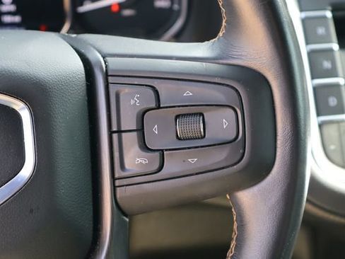Used 2021 GMC Yukon XL AT4 w/ Rear Media and Nav Package AWD/4WD image 15