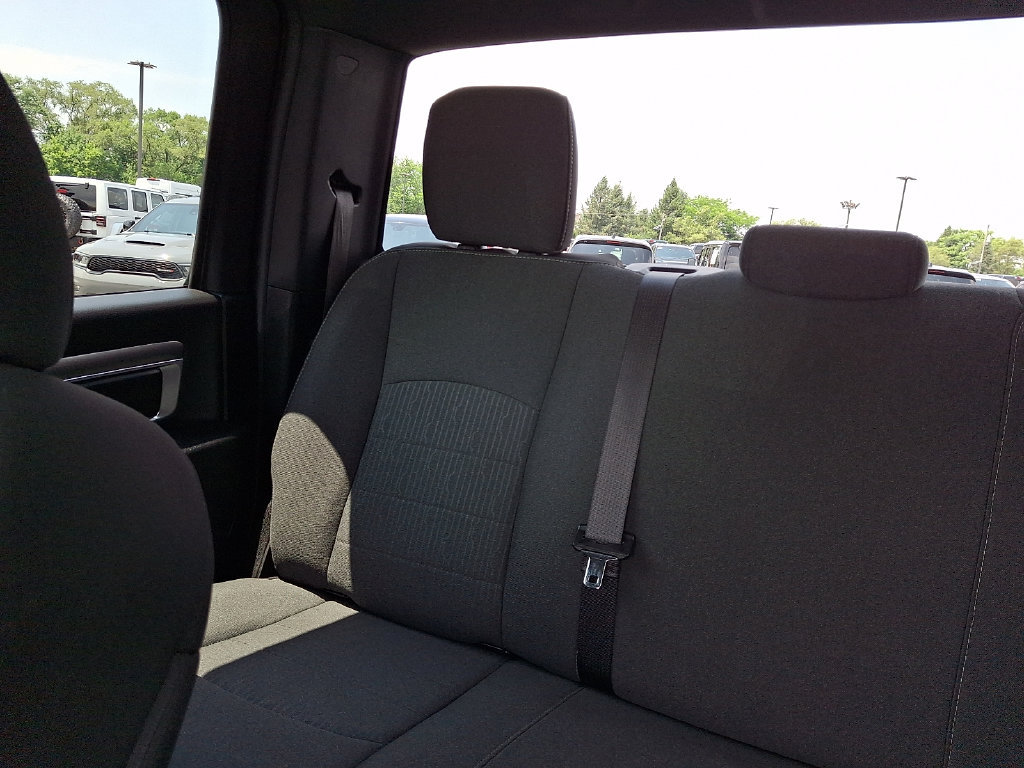 Used 2024 RAM 1500 Warlock AWD/4WD image 19