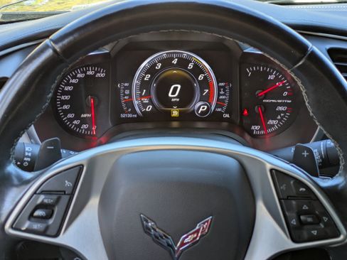 Used 2019 Chevrolet Corvette Stingray Coupe w/ 1LT image 17