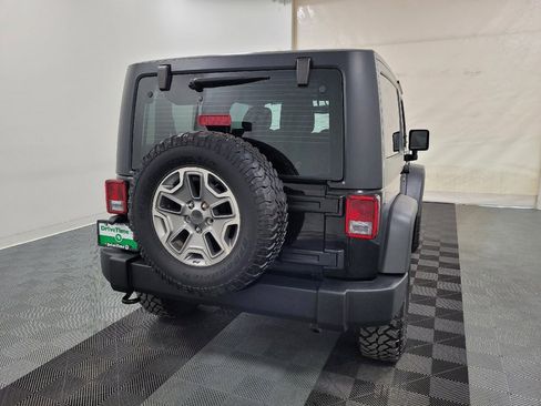 Used 2015 Jeep Wrangler Rubicon w/ Power Convenience Group AWD/4WD image 7