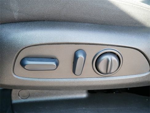 Certified 2024 Chevrolet Equinox LT image 13