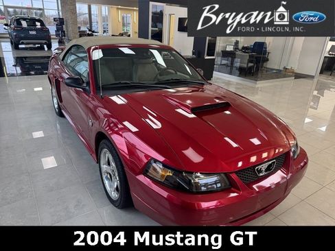 Used 2004 Ford Mustang GT image 1