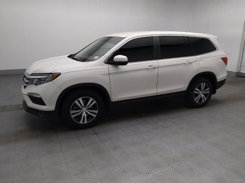Used 2018 Honda Pilot EX image 2