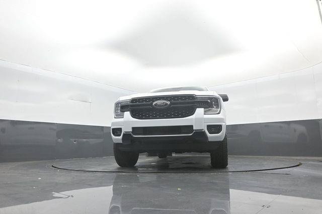 New 2026 Ford Ranger XLT w/ Black Appearance Package AWD/4WD image 36