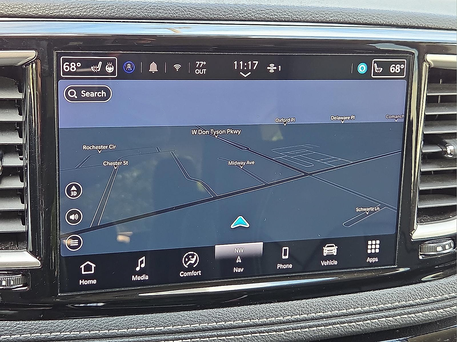 Used 2024 Chrysler Pacifica Limited FWD image 19