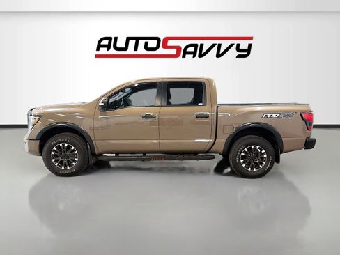Used 2022 Nissan Titan PRO-4X w/ Pro-4x Convenience Package AWD/4WD image 4