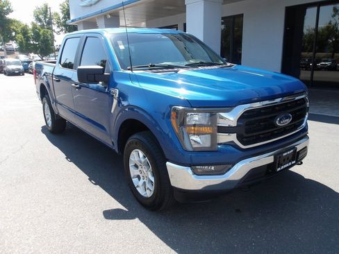 Used 2023 Ford F150 XLT image 2