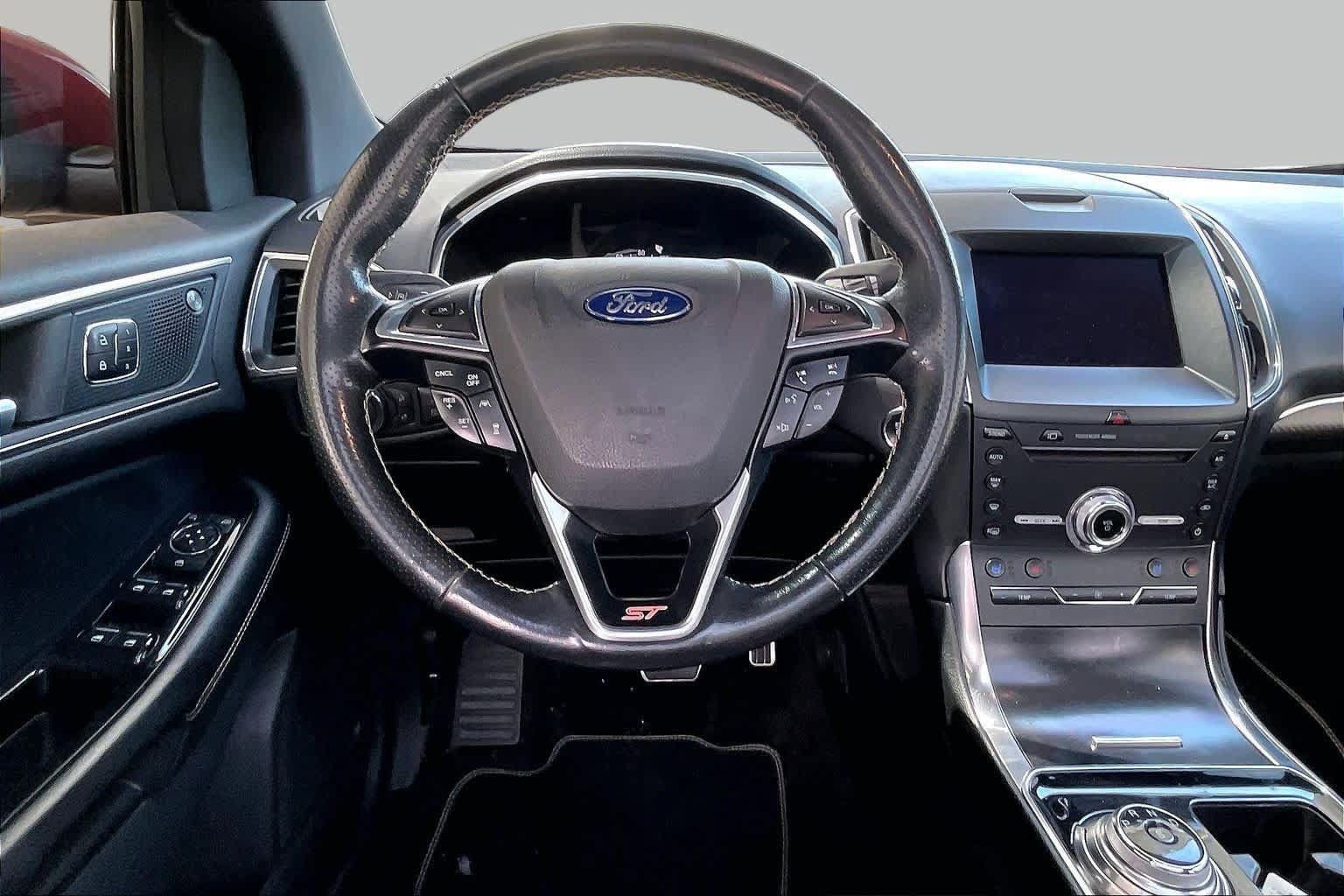 Used 2019 Ford Edge ST w/ Equipment Group 401A AWD/4WD image 6