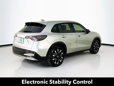 Used 2026 Honda HR-V EX-L image 8