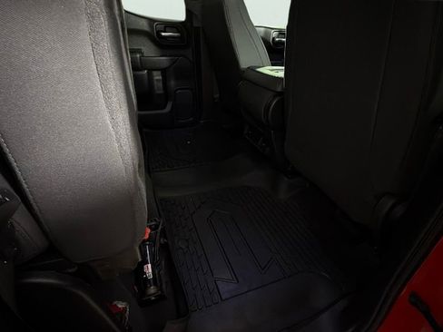 Used 2021 Chevrolet Silverado 1500 Custom image 32